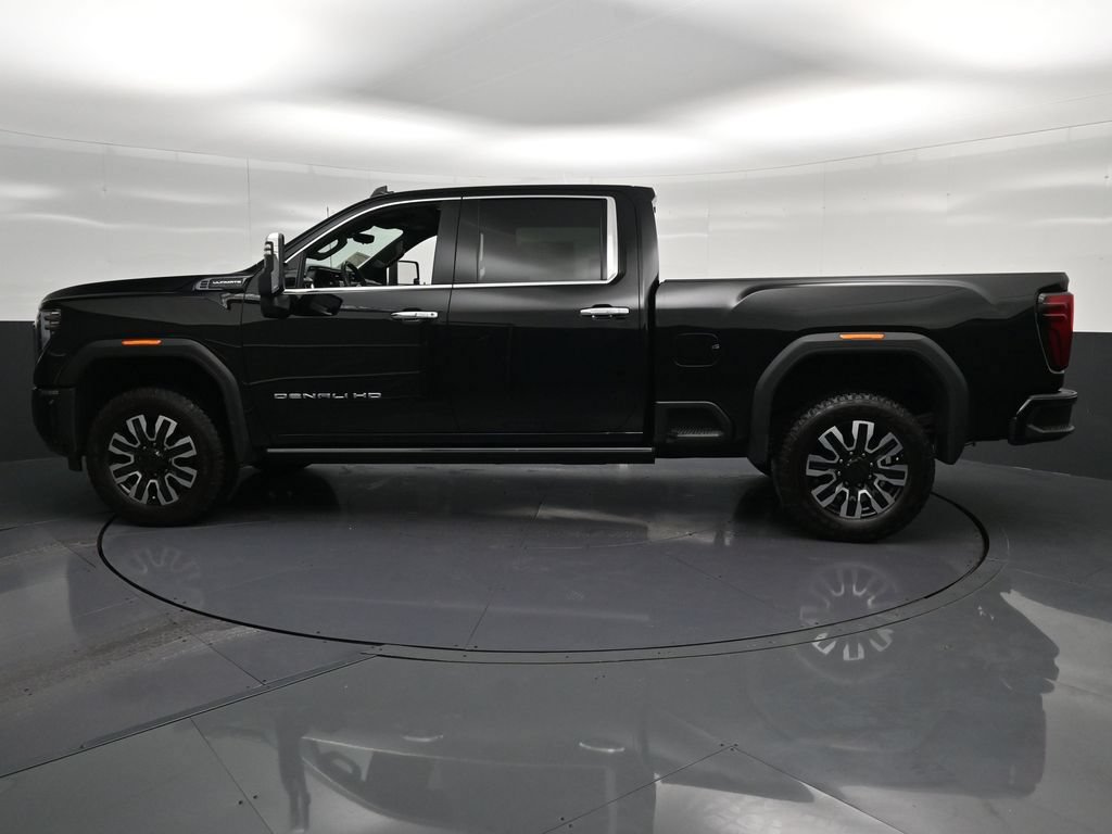 Used 2025 GMC Sierra 2500 Denali Ultimate AWD/4WD image 8