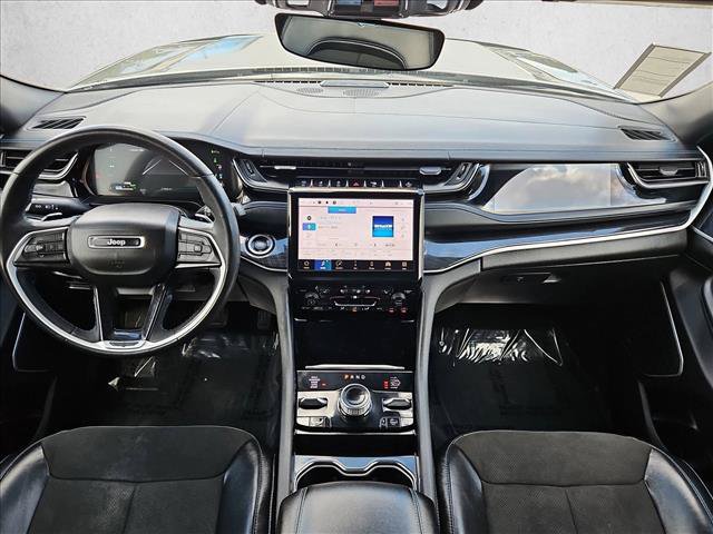 Used 2022 Jeep Grand Cherokee Trailhawk AWD/4WD image 16