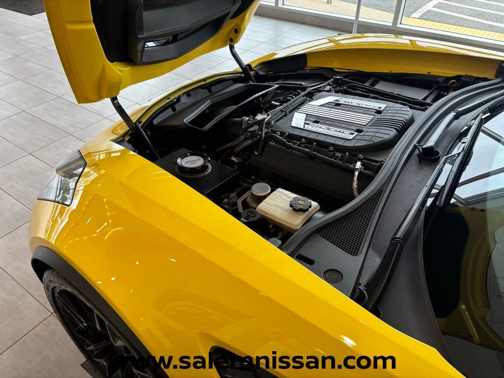Used 2016 Chevrolet Corvette Z06 w/ 3LZ Preferred Equipment Group RWD image 18