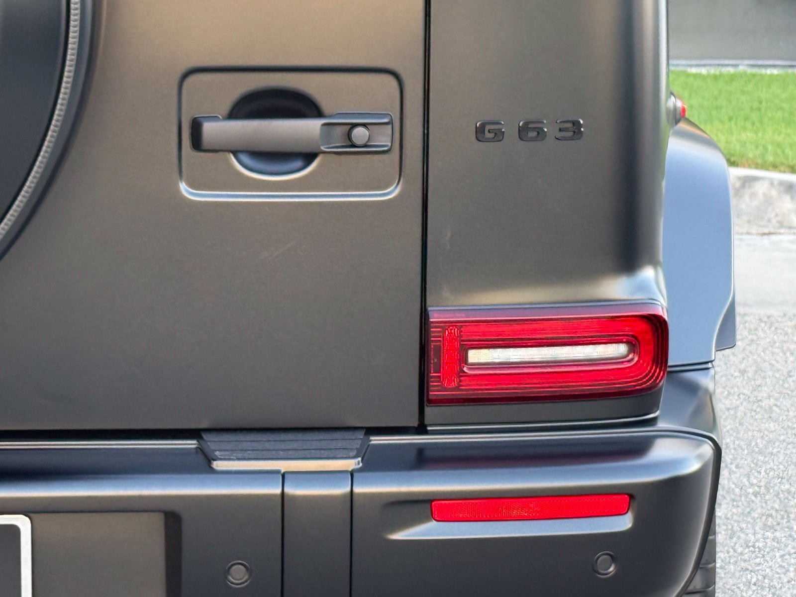 New 2027 Mercedes-Benz G 63 AMG 4MATIC image 11