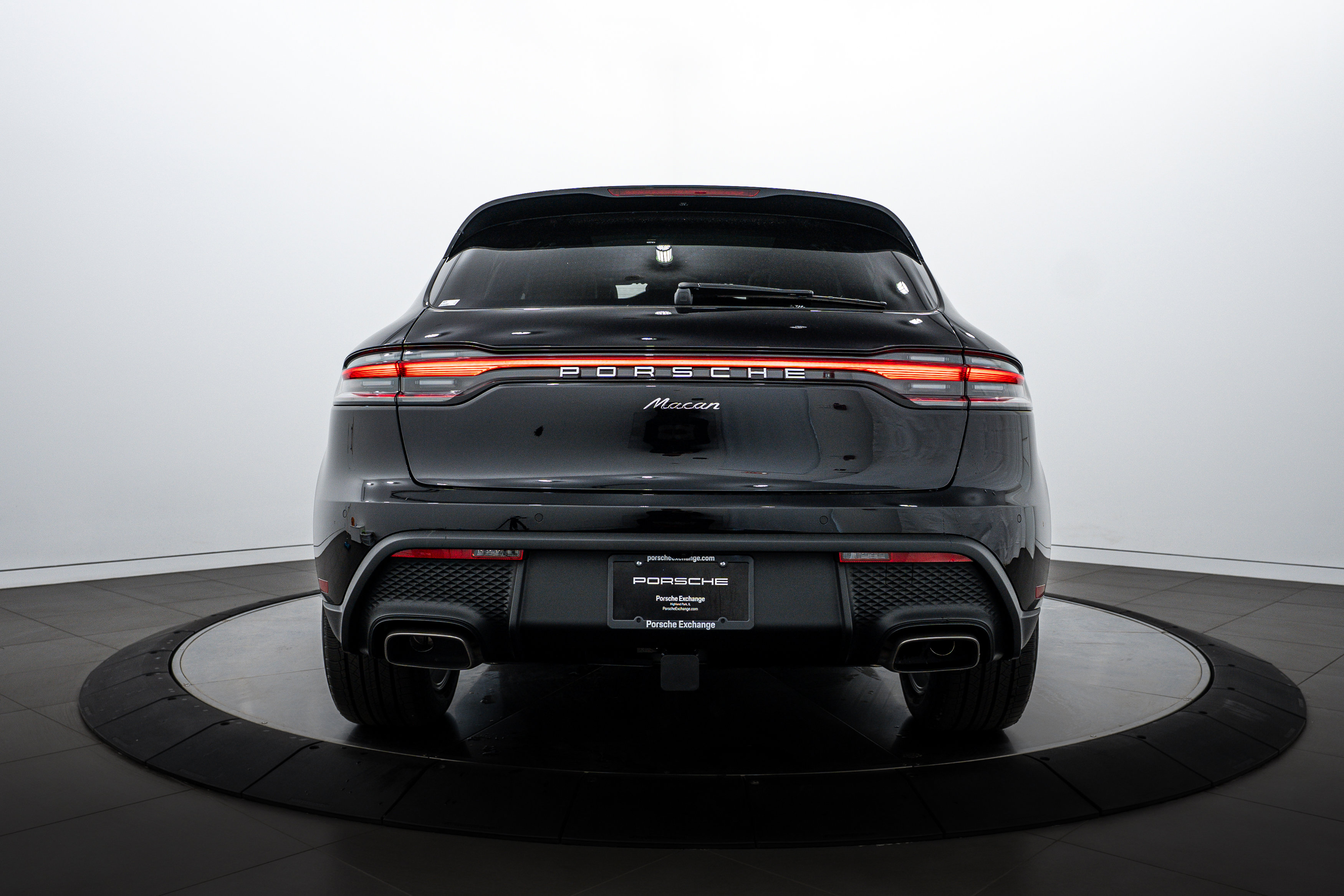 New 2026 Porsche Macan image 6