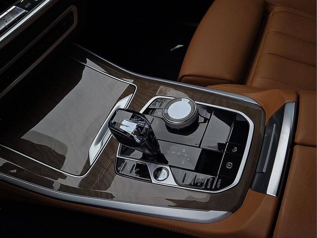 Used 2021 BMW X5 xDrive40i w/ Executive Package image 21