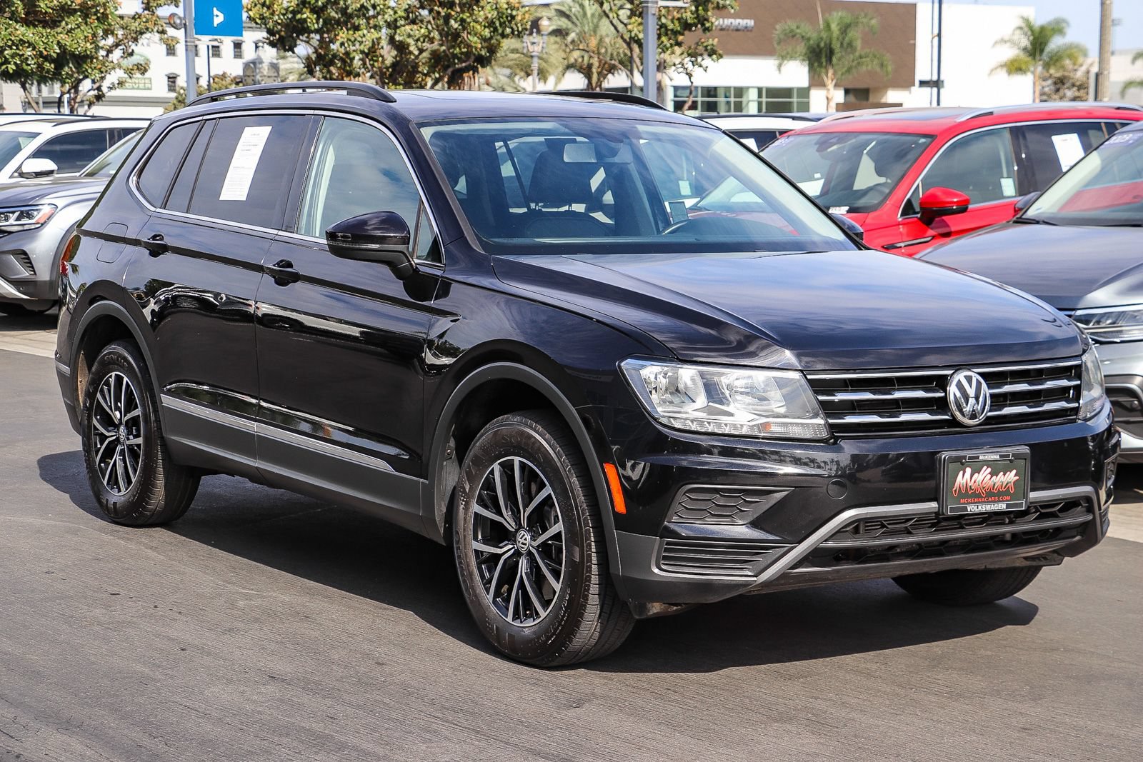 Used 2021 Volkswagen Tiguan SE FWD image 3