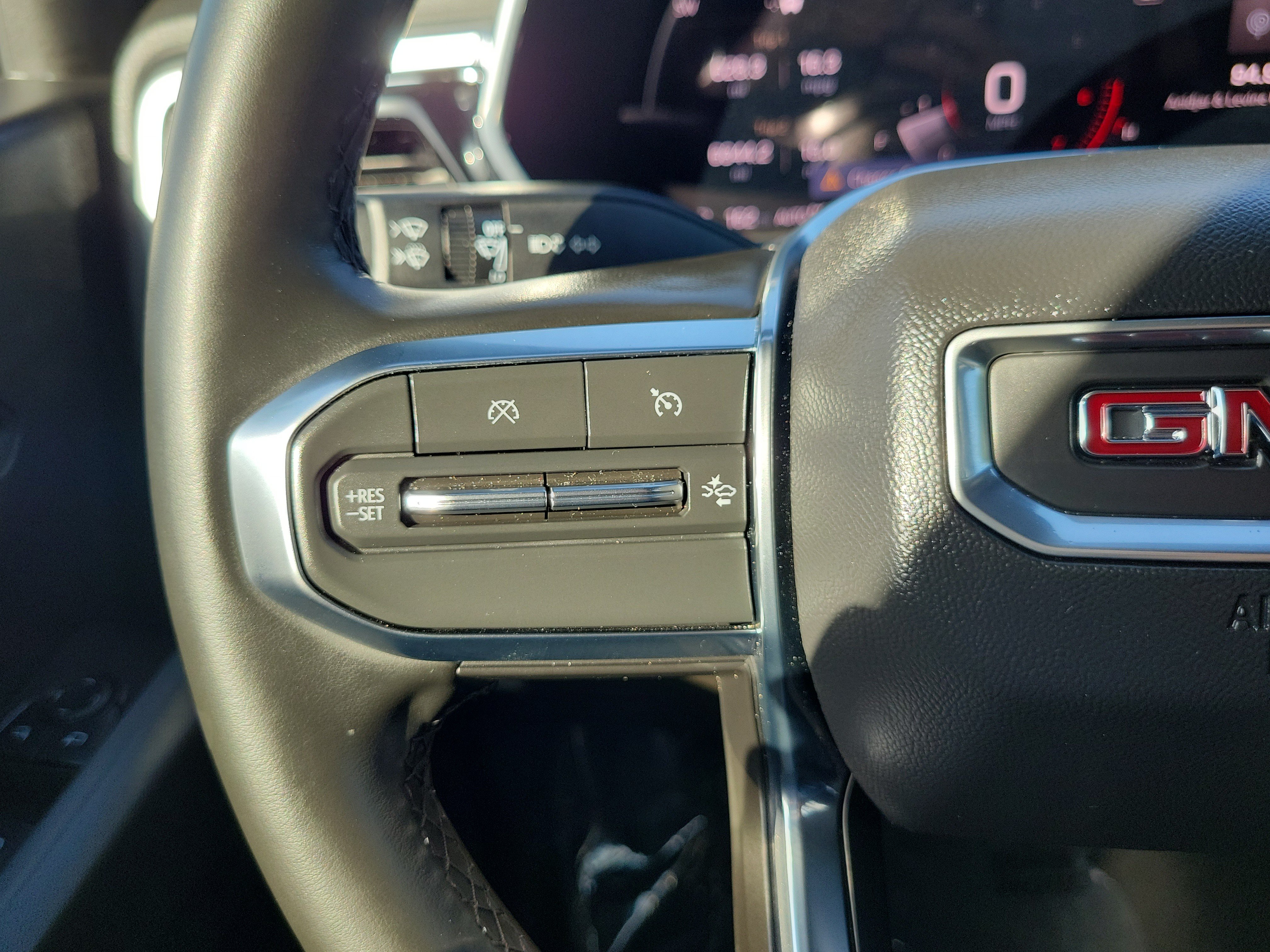 Used 2025 GMC Canyon Elevation w/ Convenience Package AWD/4WD image 19