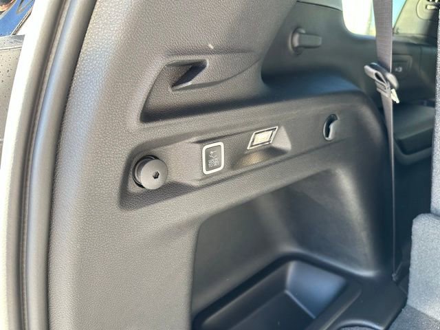 New 2025 Jeep Grand Cherokee L Altitude AWD/4WD image 11