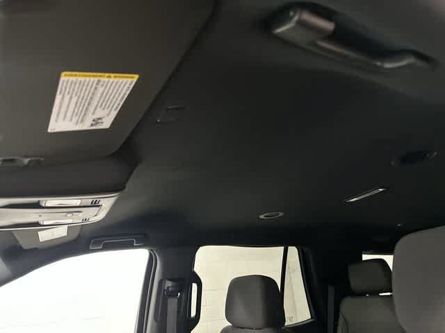 Used 2024 Chevrolet Tahoe 2WD w/ Remote Keyless Entry Package image 26