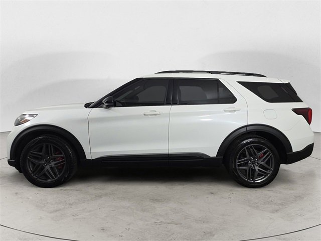 Certified 2025 Ford Explorer ST image 2