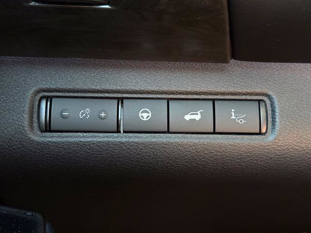 New 2026 Nissan Pathfinder Platinum w/ Cargo Package FWD image 25