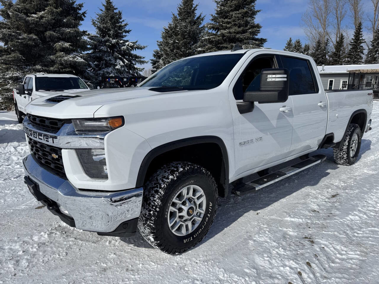 Used 2023 Chevrolet Silverado 2500 LT w/ Fleet Comfort Package image 4