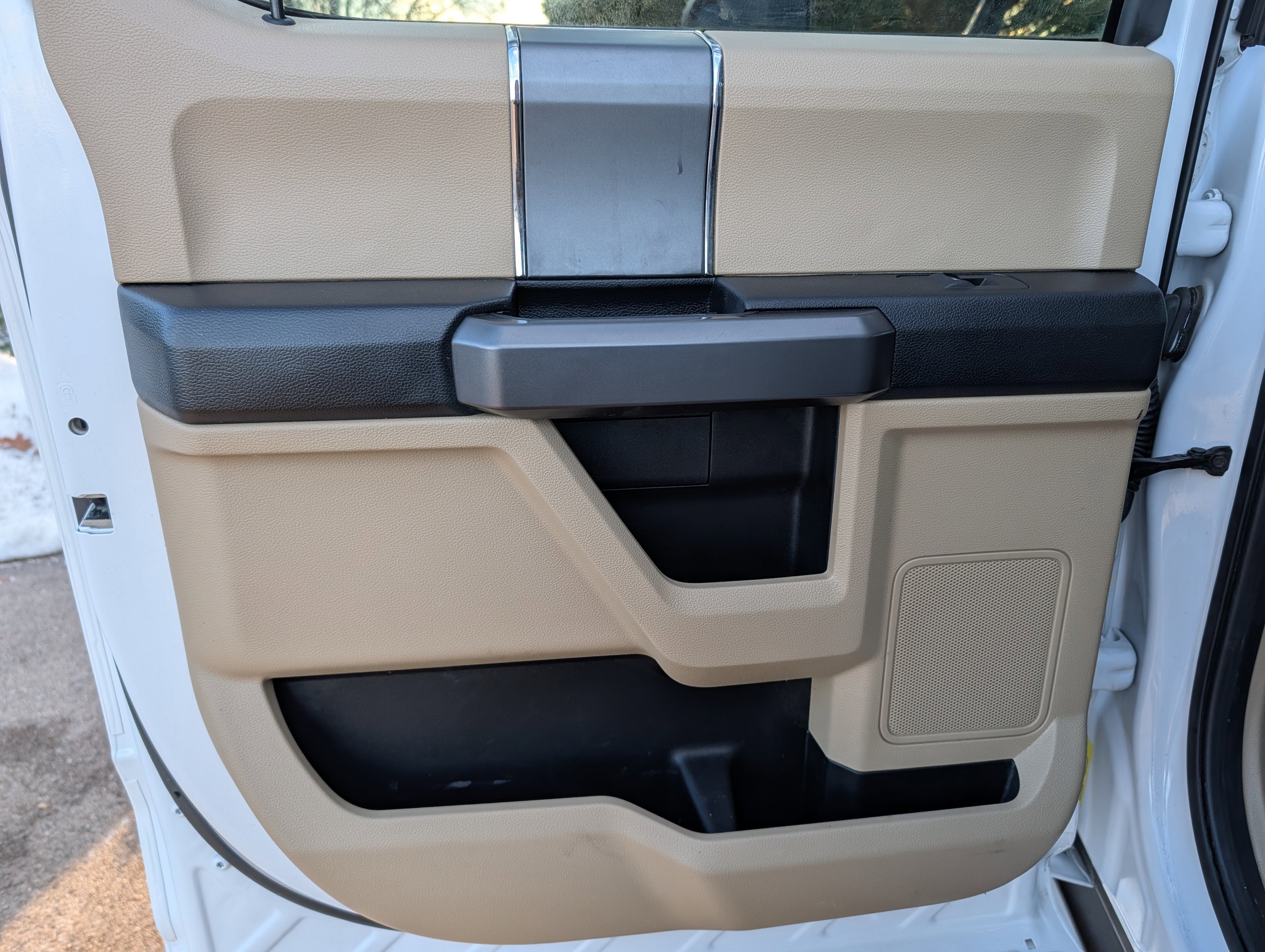 Used 2020 Ford F250 XLT w/ XLT Premium Package image 29