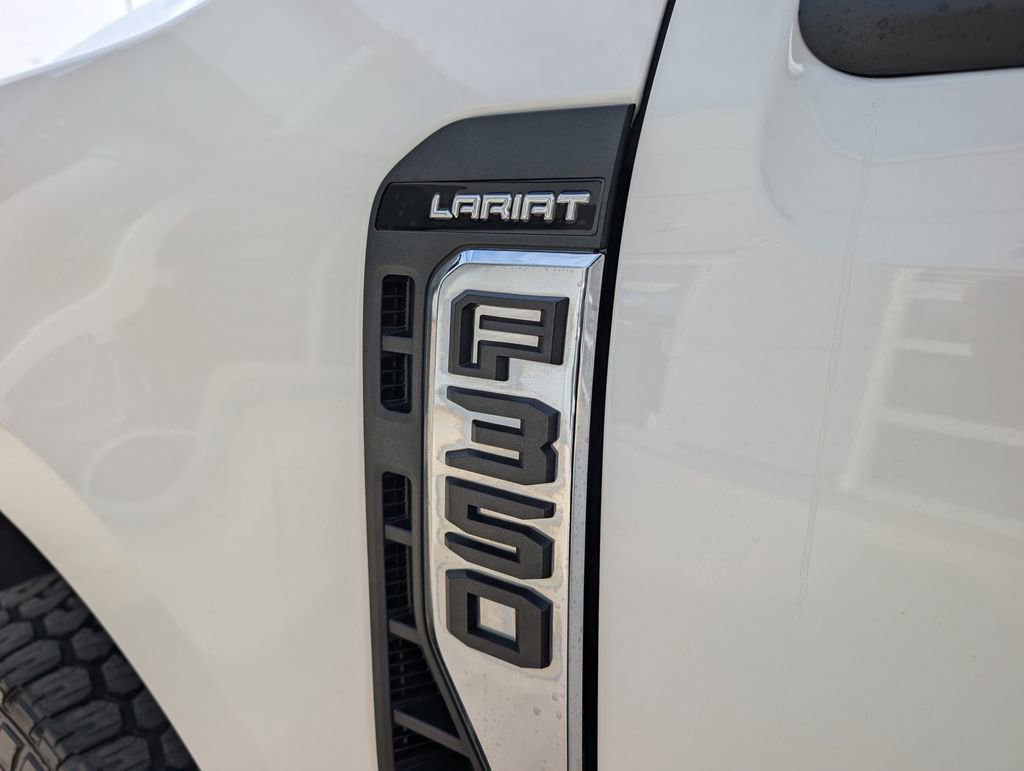 Used 2023 Ford F350 Lariat w/ Chrome Package image 50