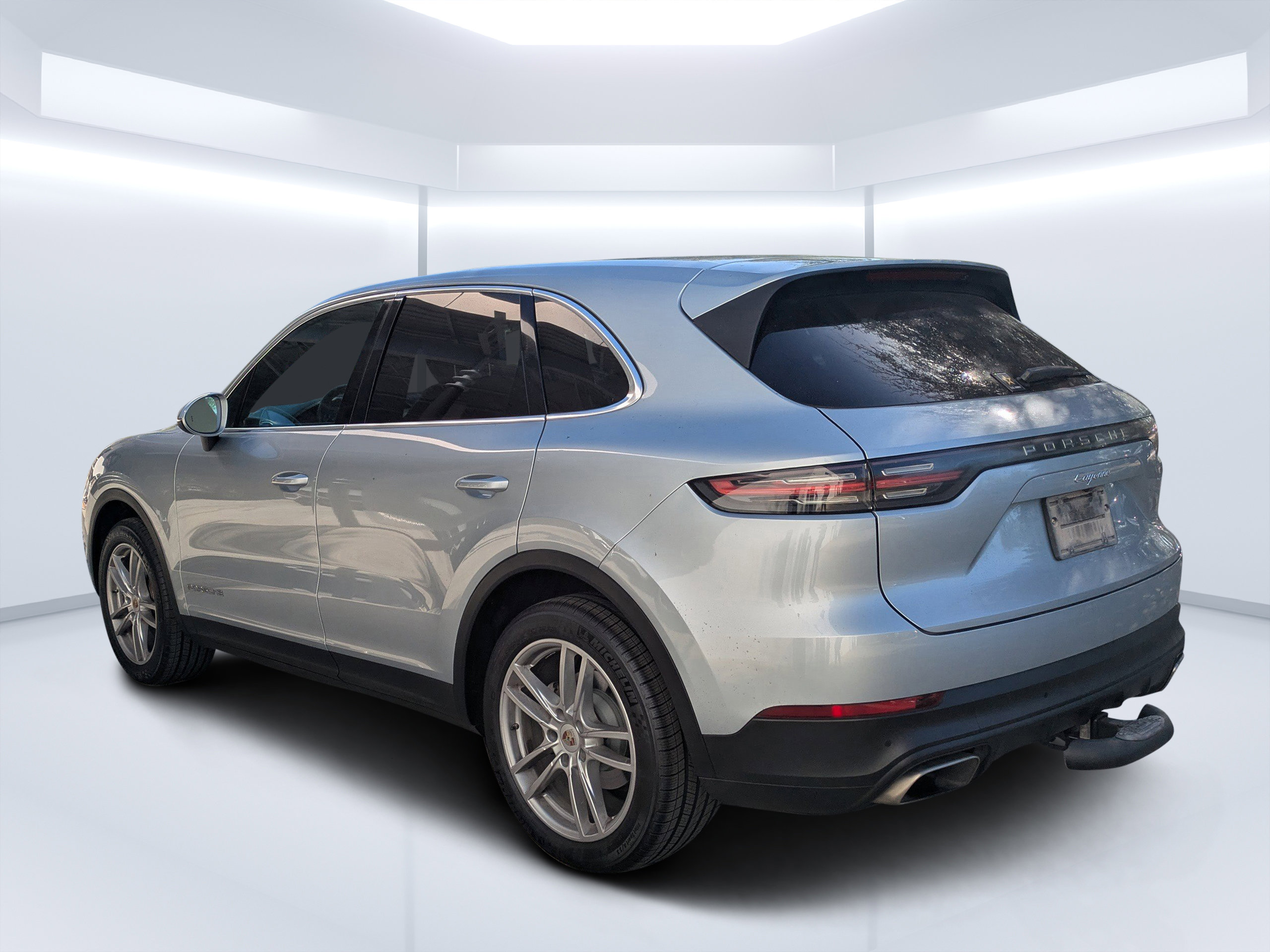 Used 2020 Porsche Cayenne image 5
