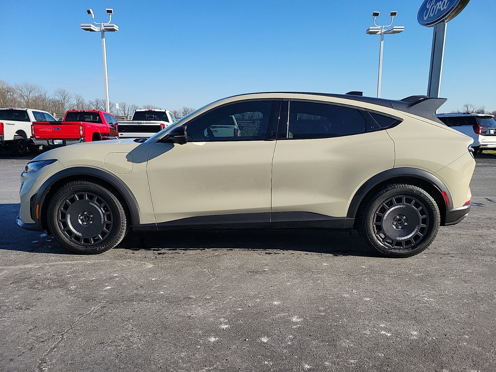 Used 2025 Ford Mustang Mach-E GT image 4