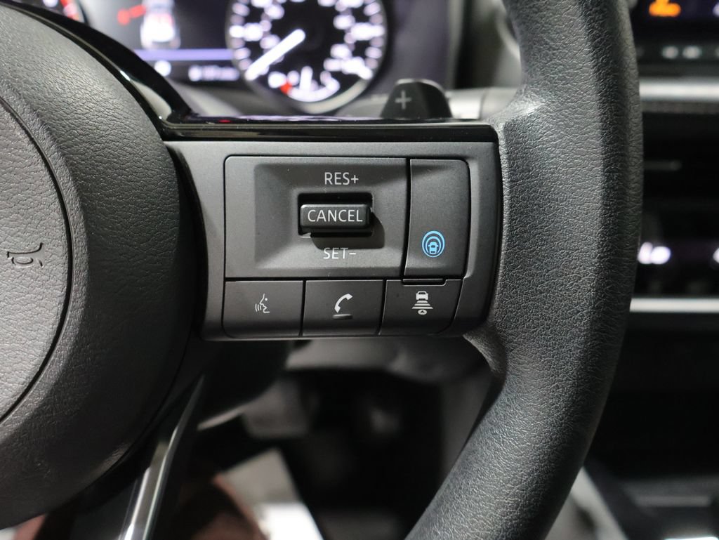 Used 2023 Nissan Rogue SV AWD/4WD image 37