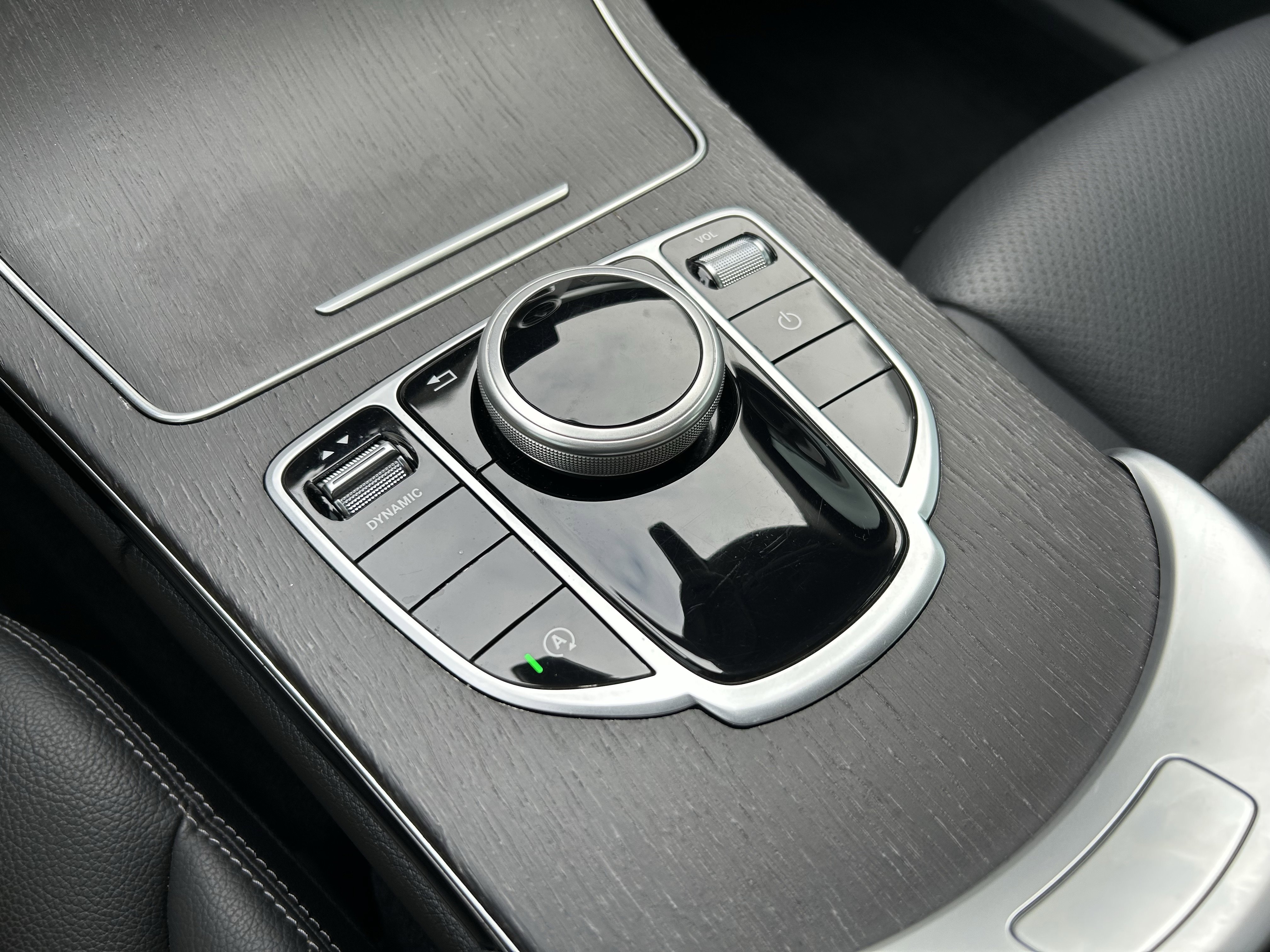 Used 2020 Mercedes-Benz C 300 4MATIC Sedan image 15