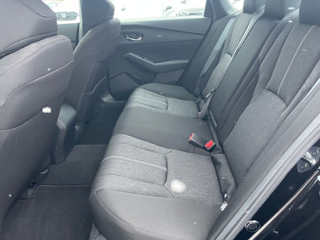 Used 2023 Honda Accord Sport image 12