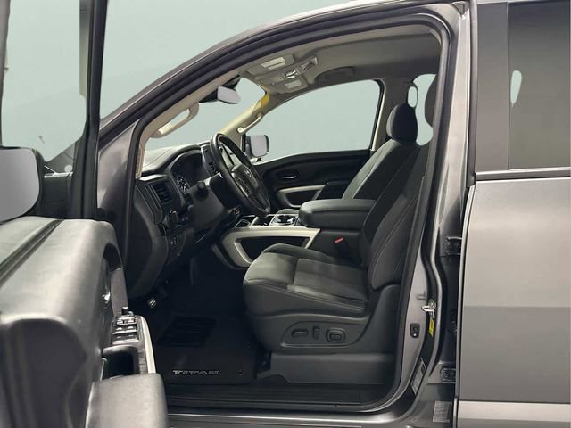 Certified 2024 Nissan Titan SV w/ SV Convenience Package image 11