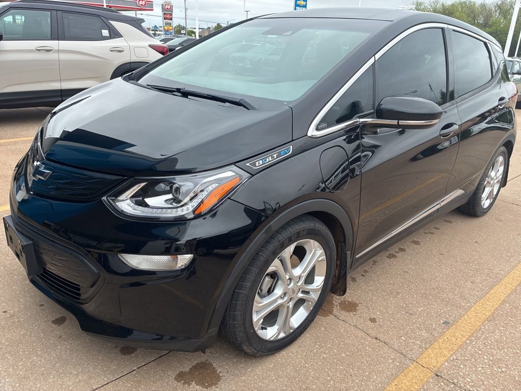 Used 2020 Chevrolet Bolt LT FWD image 2