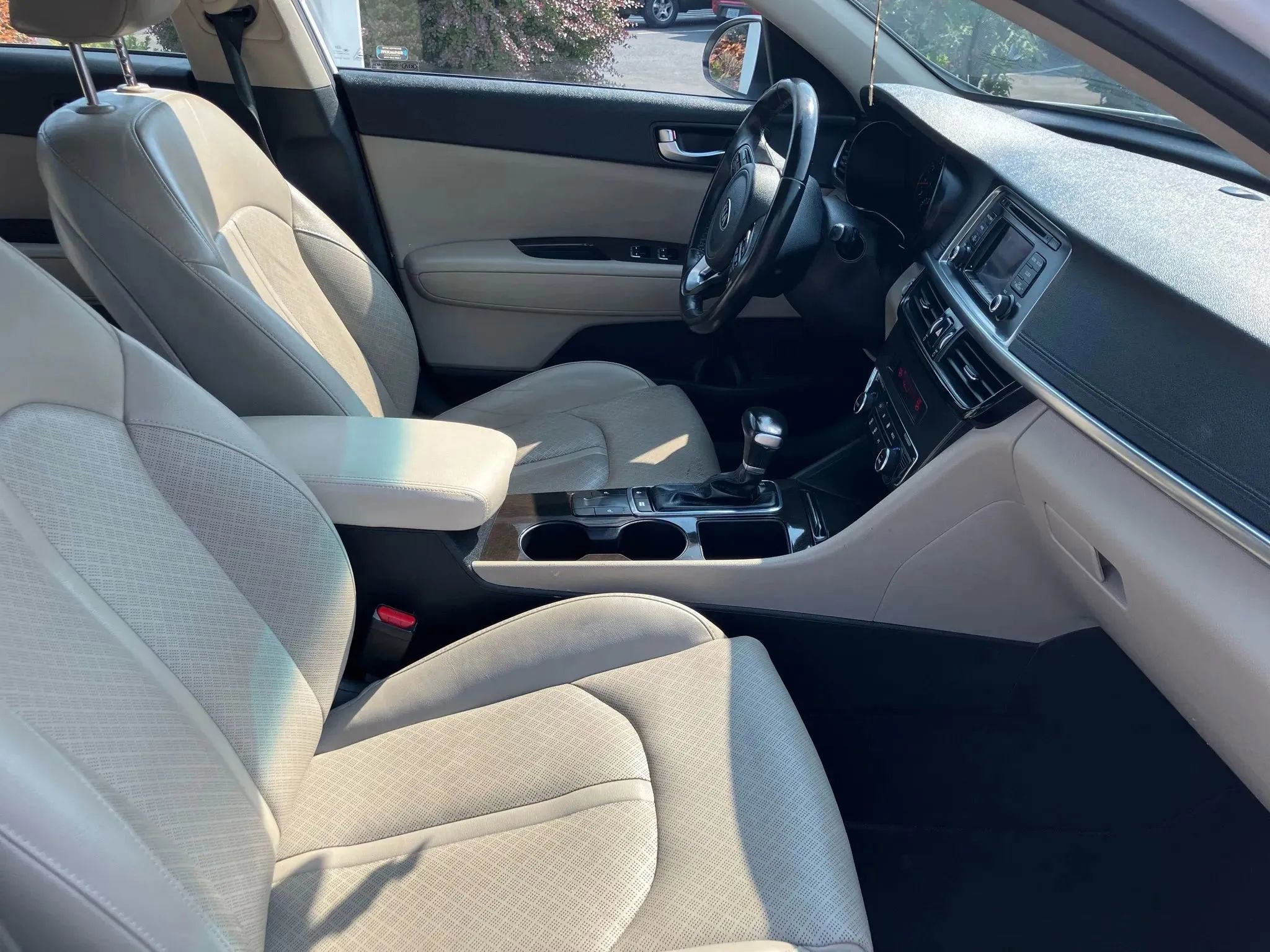 Used 2016 Kia Optima EX image 9