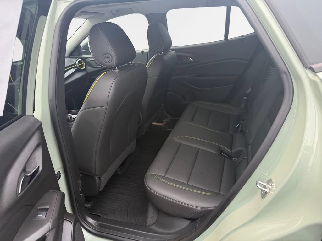 Certified 2024 Chevrolet Trax ACTIV w/ Sunroof Package FWD image 24