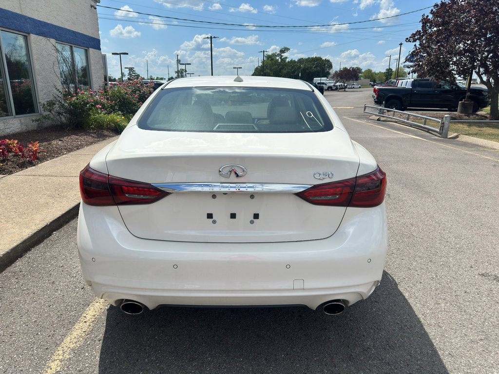 Used 2022 INFINITI Q50 Luxe w/ Cargo Package RWD image 4