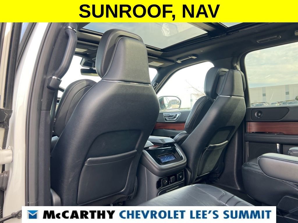 Used 2023 Lincoln Navigator Reserve image 45