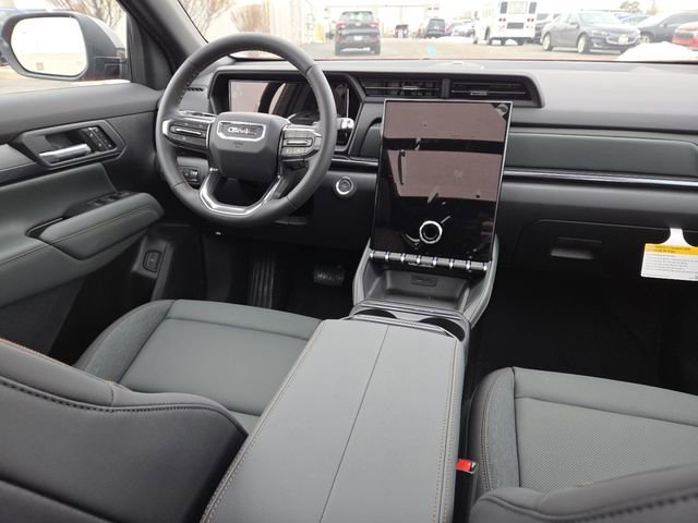 New 2026 GMC Terrain AT4 w/ Convenience Package III image 32