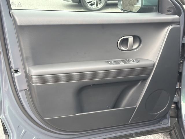 New 2026 Hyundai Ioniq 5 SEL image 10
