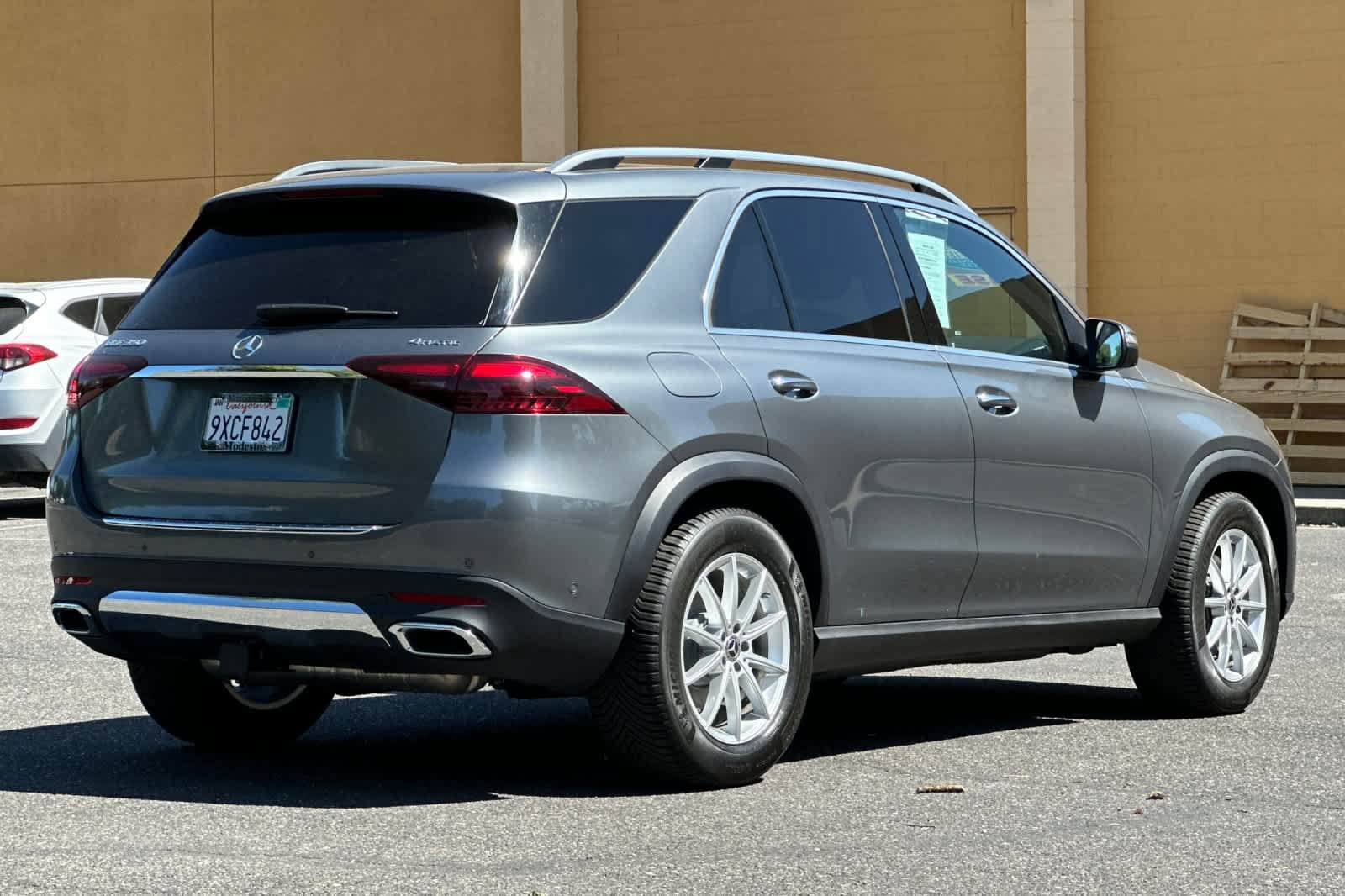 Certified 2026 Mercedes-Benz GLE 350 4MATIC image 3