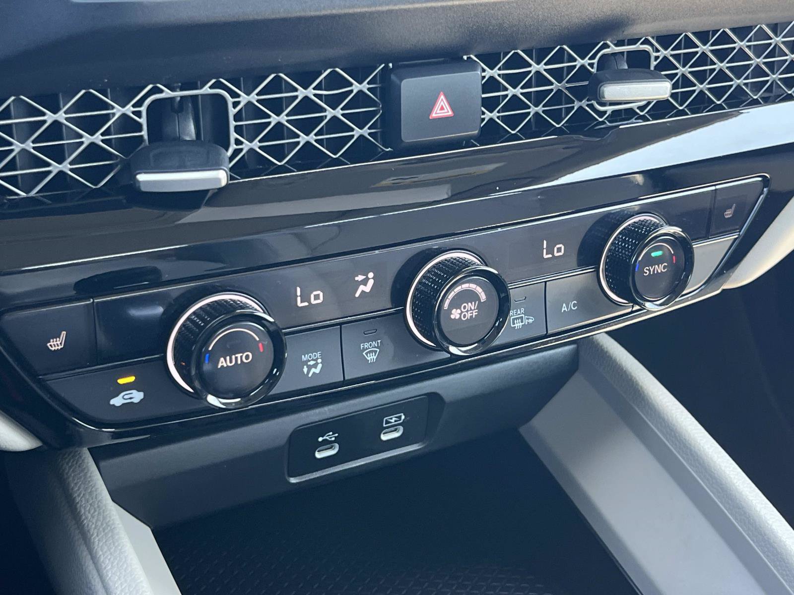 Used 2023 Honda Accord EX-L image 15