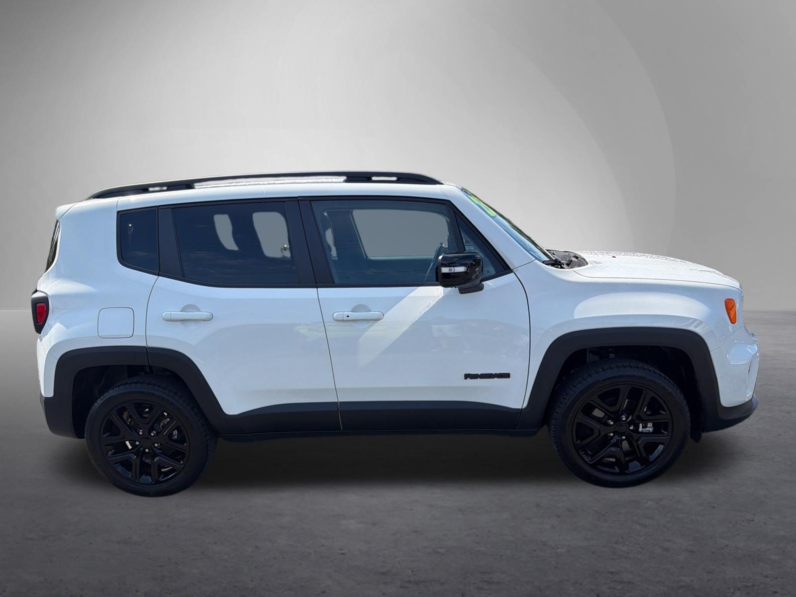 Used 2023 Jeep Renegade Altitude w/ Convenience Group I AWD/4WD video 2