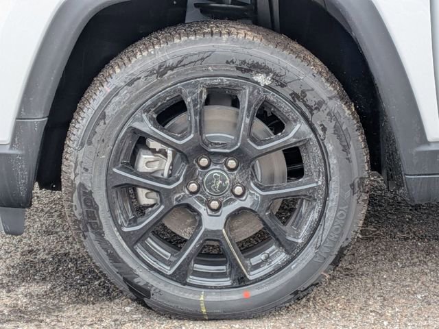 New 2026 Jeep Compass Latitude image 27