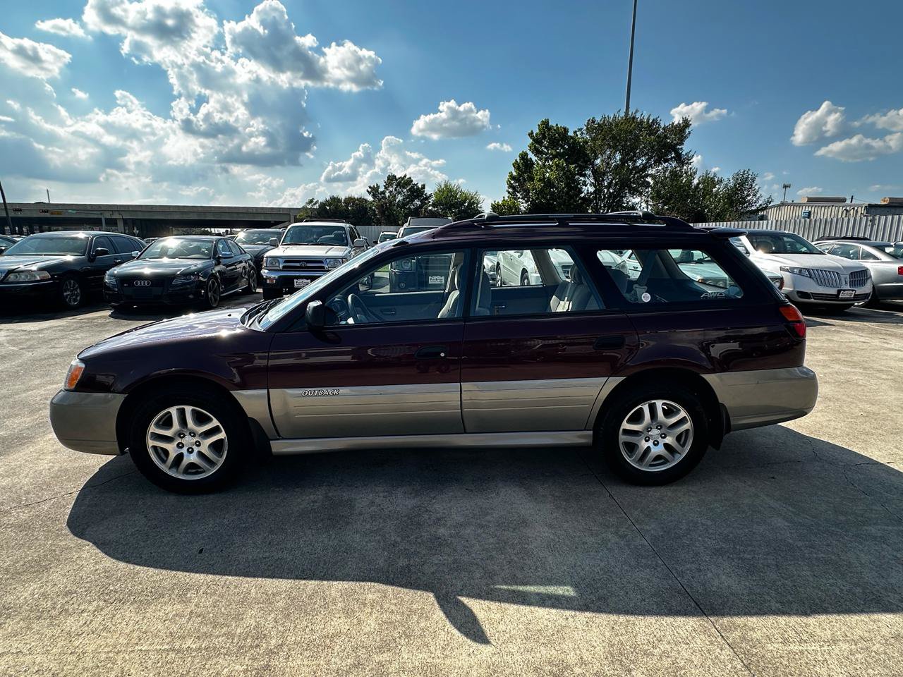 Used 2001 Subaru Outback Wagon AWD/4WD image 3