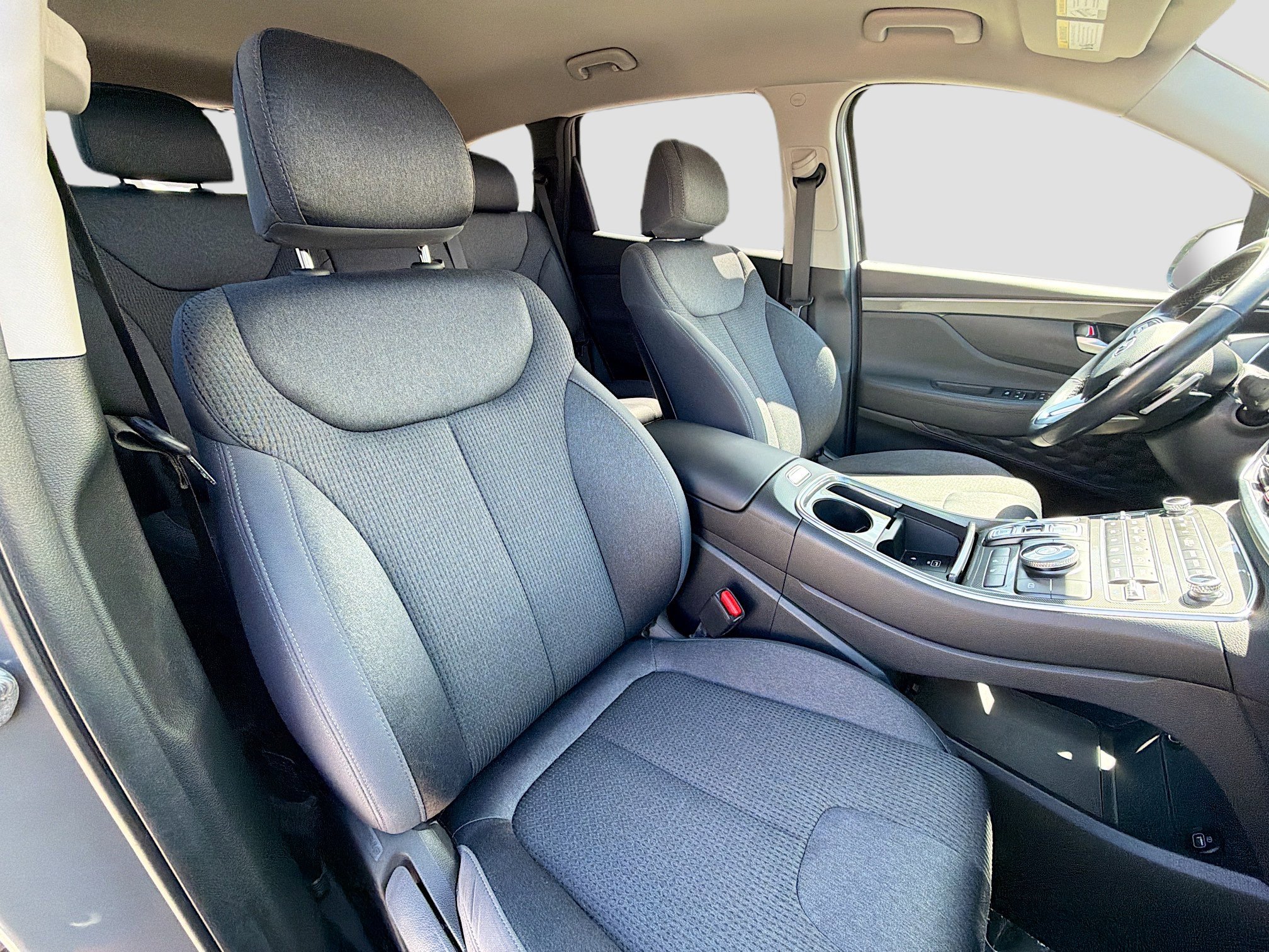 Used 2023 Hyundai Santa Fe SEL image 15