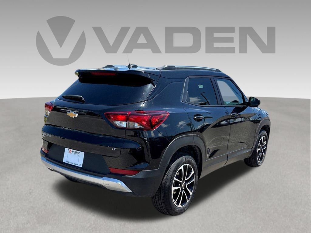 Used 2025 Chevrolet TrailBlazer LT AWD/4WD image 24