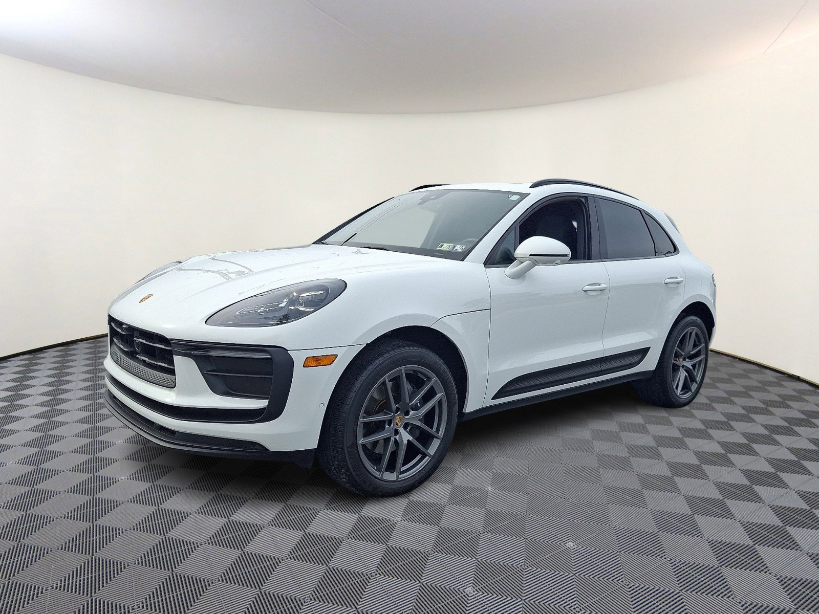 Used 2023 Porsche Macan