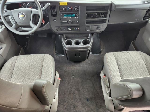 Used 2025 Chevrolet Express 3500 LS image 37