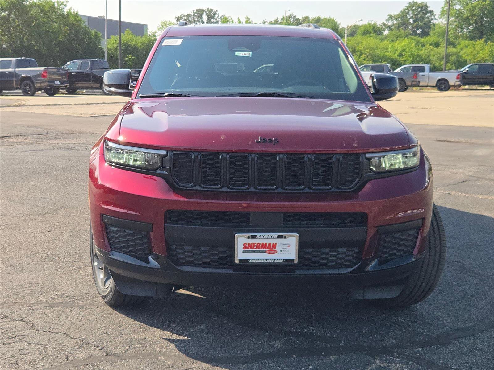 Used 2025 Jeep Grand Cherokee L Altitude image 4