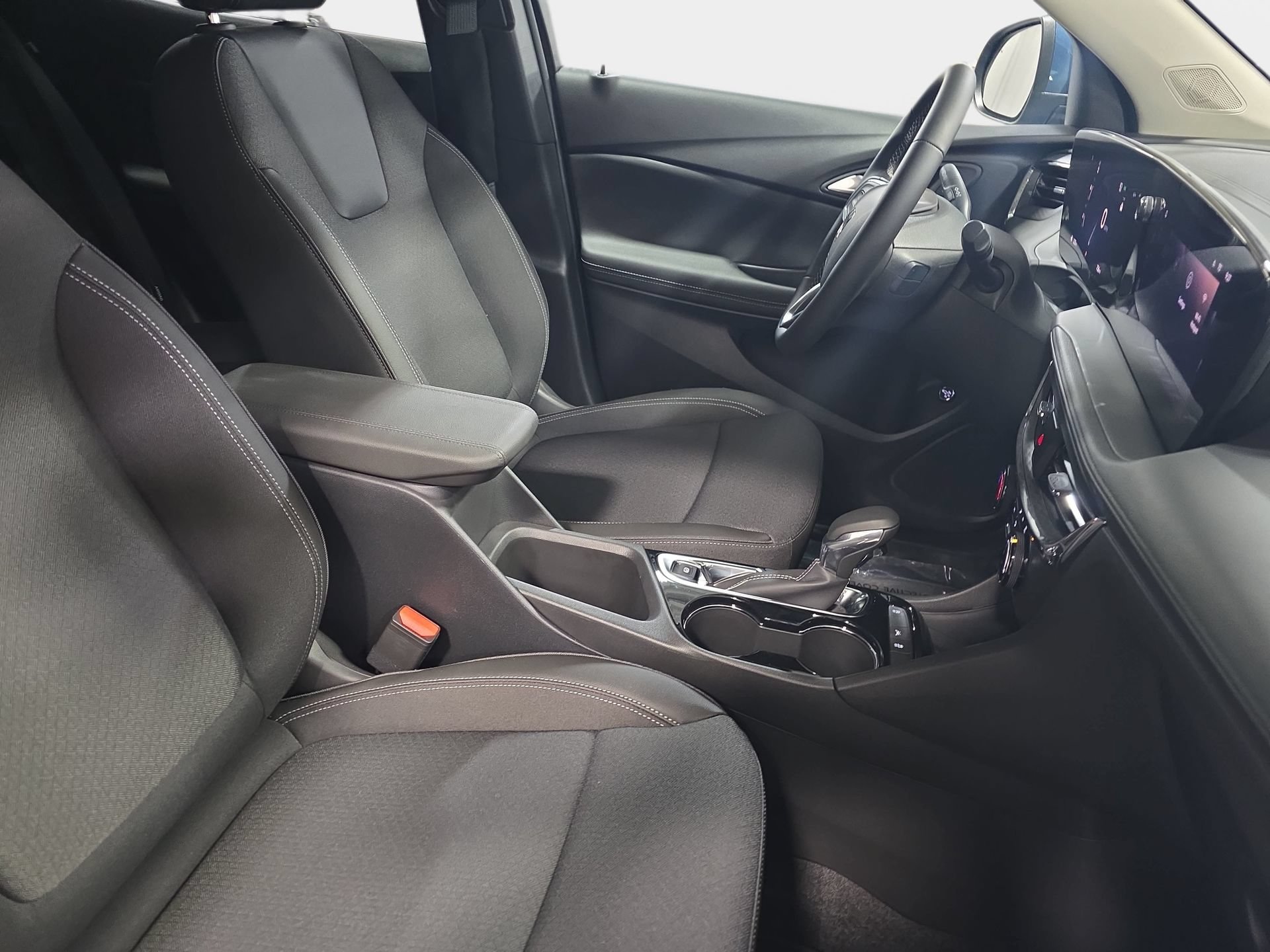 Used 2026 Buick Encore GX Preferred FWD image 10