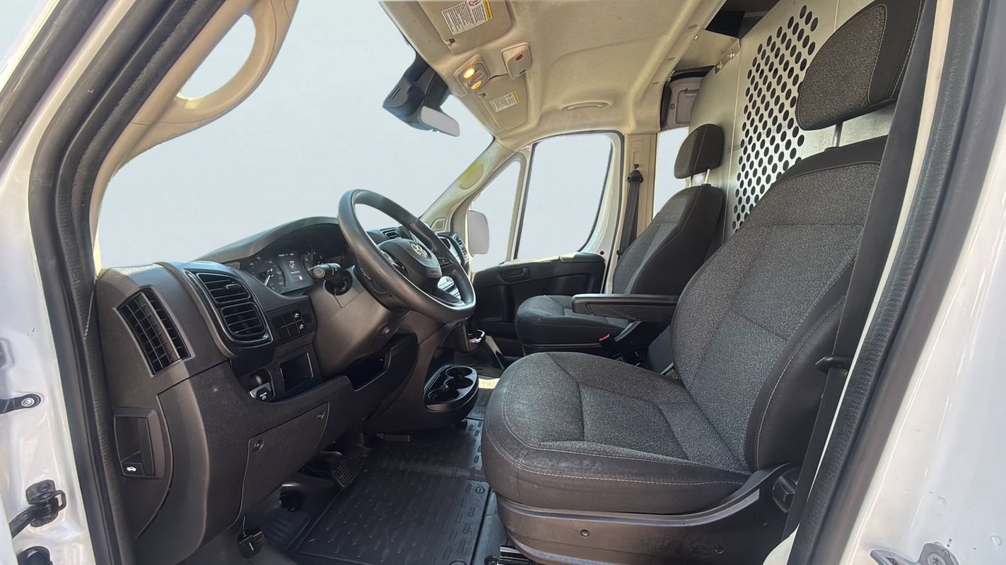 Used 2022 RAM ProMaster 2500 w/ Interior LED Lighting Group FWD image 9