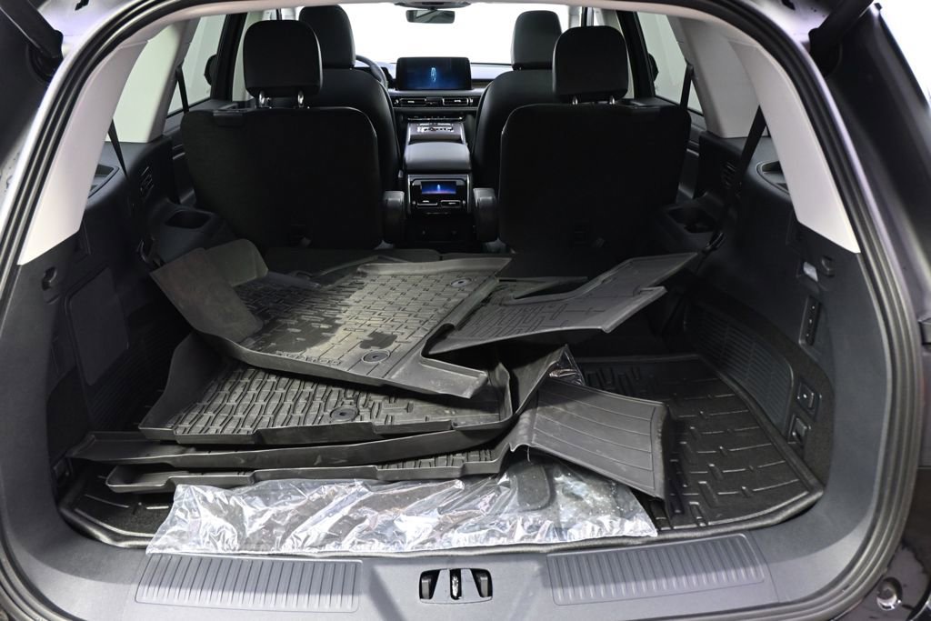 New 2026 Lincoln Aviator Reserve w/ Jet Appearance Package image 19