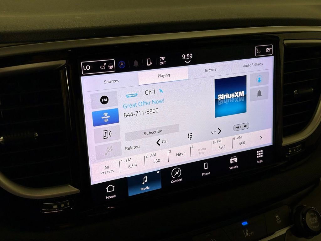 Used 2022 Chrysler Pacifica Touring-L image 24