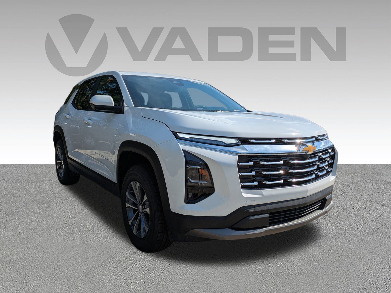 New 2026 Chevrolet Equinox LT w/ Convenience Package II video 3