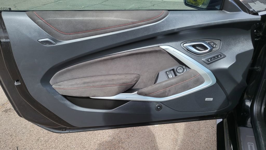 Used 2023 Chevrolet Camaro ZL1 image 19