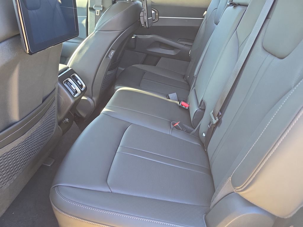 New 2026 Kia Sorento S image 17