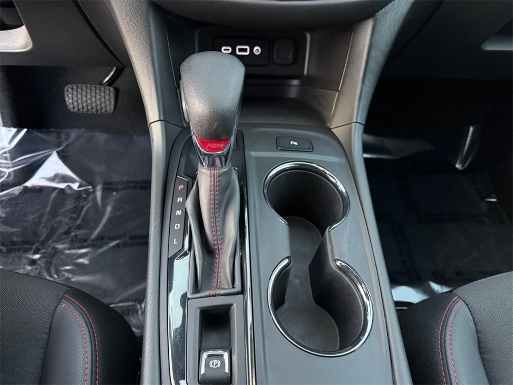 Used 2023 Chevrolet Equinox RS image 17