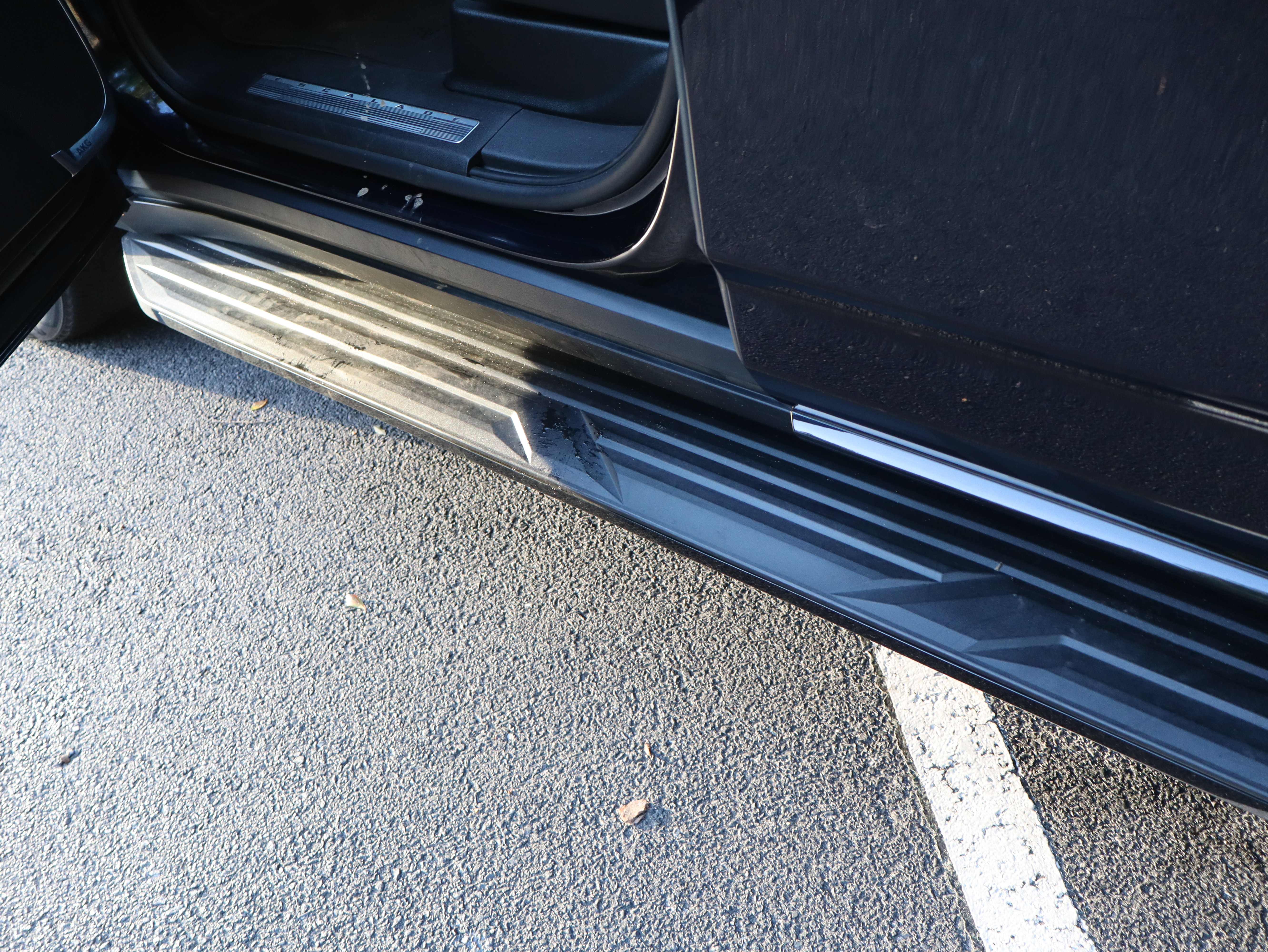 Certified 2022 Cadillac Escalade Sport RWD image 18