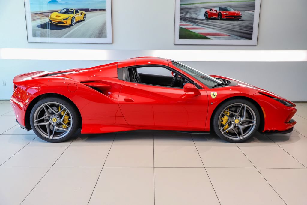 Certified 2022 Ferrari F8 Tributo RWD image 24