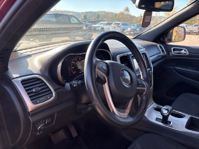 Used 2014 Jeep Grand Cherokee Laredo AWD/4WD image 8