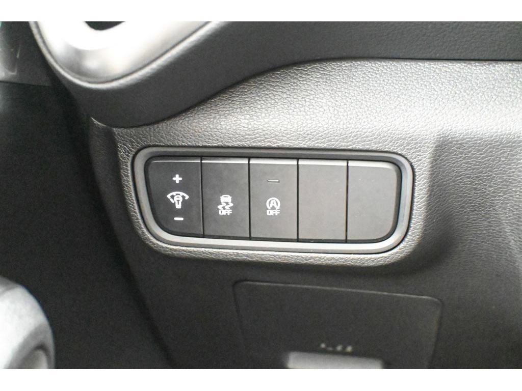 Used 2025 Kia Soul LX image 23